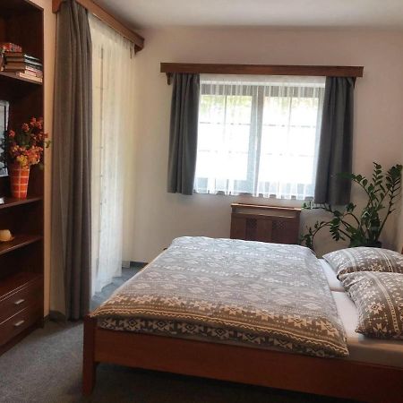Apartman Renata 10 루좀베로크 외부 사진