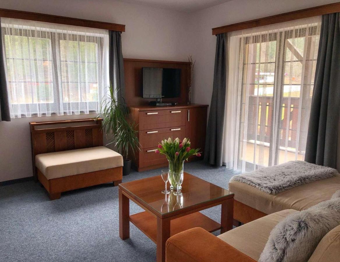 Apartman Renata 10 루좀베로크 외부 사진